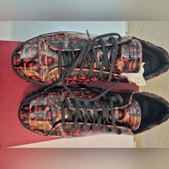 Ferragamo sneakers - Picture 1 of 3